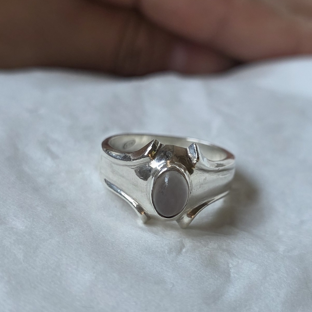 Vintage 925 Cats Eye Moonstone Solitaire Ring with Moonstone Size 8